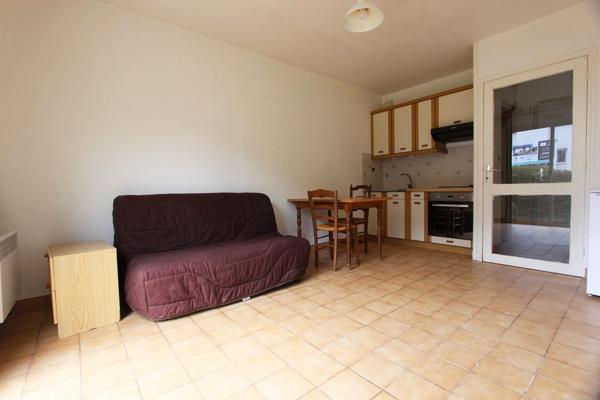 UN COSY APPARTEMENT TYPE 2 & SON JARDIN PRIVATIF, AU BRADEN. - A QUIMPER Quimper SUD