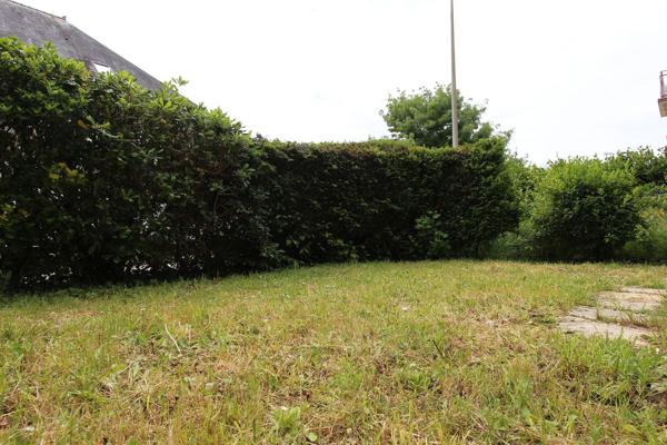 UN COSY APPARTEMENT TYPE 2 & SON JARDIN PRIVATIF, AU BRADEN. - A QUIMPER Quimper SUD
