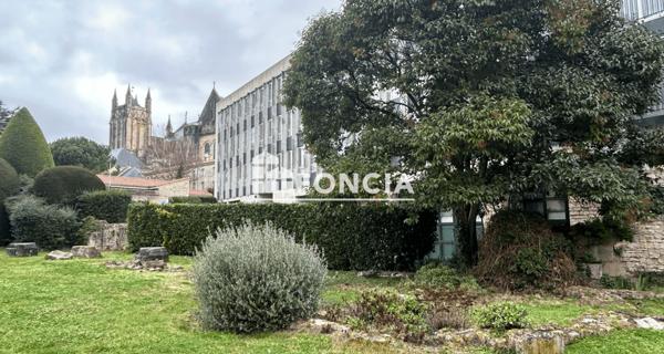 À vendre Appartement 5 pièces 104.33 m² - Poitiers 86000