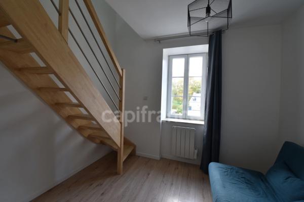 Maison à louer au bourg de Pleudaniel