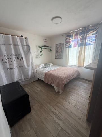 Maison T4 de 106 m² à louer sur Sénas avec terrain de 1577 m² et piscine Senas