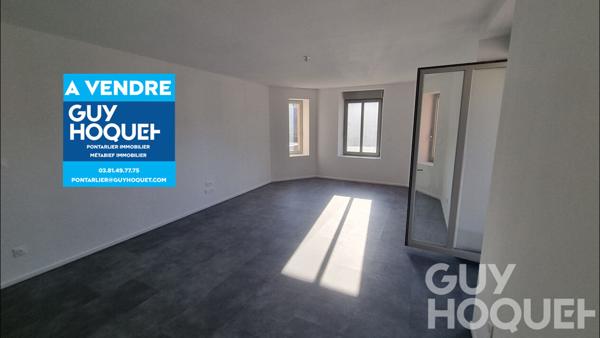 APPARTEMENT 3 CHAMBRES AVEC TERRASSE ET PARKING