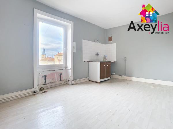 Cuinzier (42460) A VENDRE - CUINZIER - APPARTEMENT À RAFRAÎCHIR ET STATIONNEMENTS GRATUITS