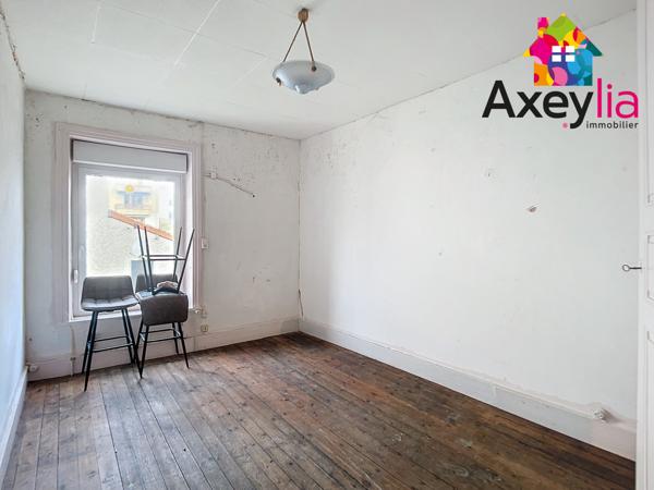 Cuinzier (42460) A VENDRE - CUINZIER - APPARTEMENT À RAFRAÎCHIR ET STATIONNEMENTS GRATUITS