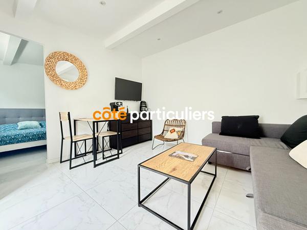 Vente Villa175 m² - 5 Pièces - CLARENSAC (30870)