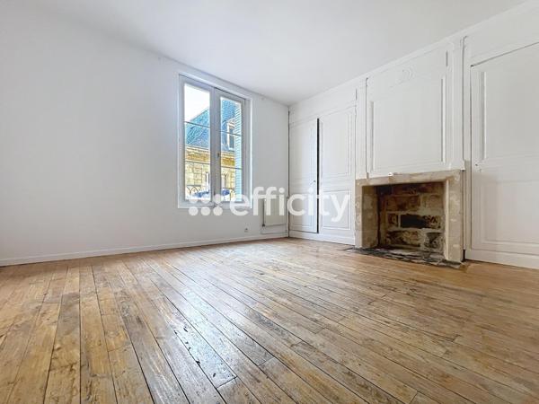 Appartement
         2 pièces
        - 34 m² Exclusivité 139 000 €*