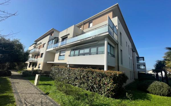 Appartement à vendre    4 pièces • 91 m2 La Rochelle