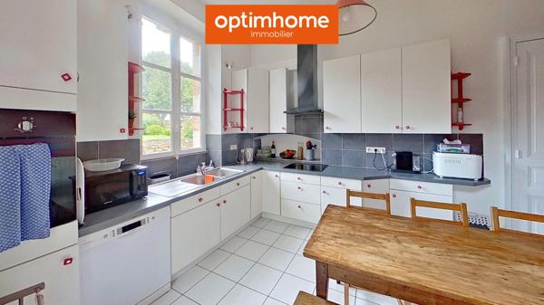 MAISON DE CENTRE VILLE 7 CHAMBRES