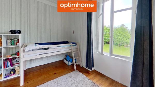 MAISON DE CENTRE VILLE 7 CHAMBRES