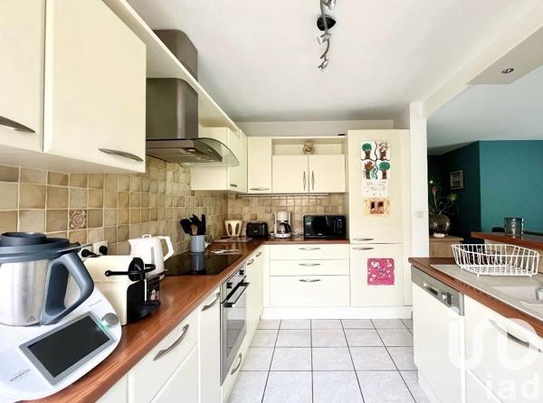 Appartement à vendre 4 pièces 94 m² Grézieu-la-Varenne