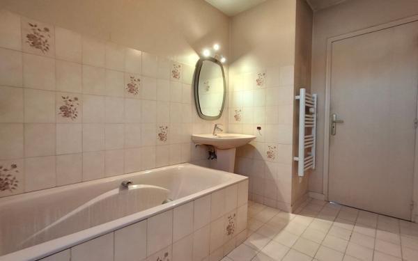 Maison à louer    6 pièces • 150,85 m2 Ormesson-sur-Marne