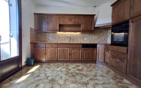 Maison à louer    6 pièces • 150,85 m2 Ormesson-sur-Marne