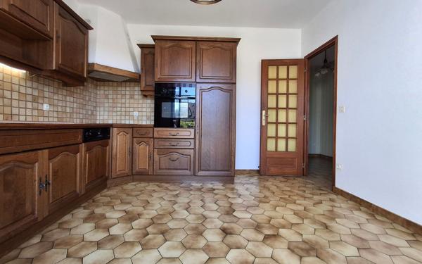 Maison à louer    6 pièces • 150,85 m2 Ormesson-sur-Marne
