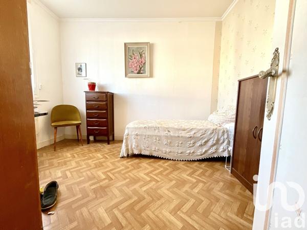 Maison traditionnelle 5 pièces de 100 m² à La Chaussée-Saint-Victor (41260)