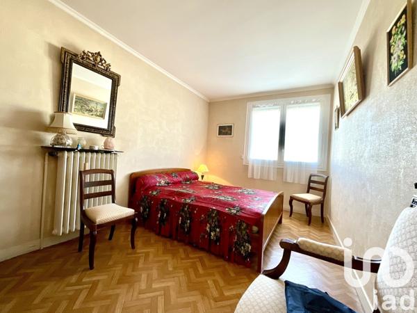 Maison traditionnelle 5 pièces de 100 m² à La Chaussée-Saint-Victor (41260)