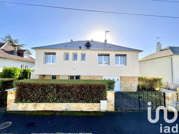 Maison traditionnelle 5 pièces de 100 m² à La Chaussée-Saint-Victor (41260)