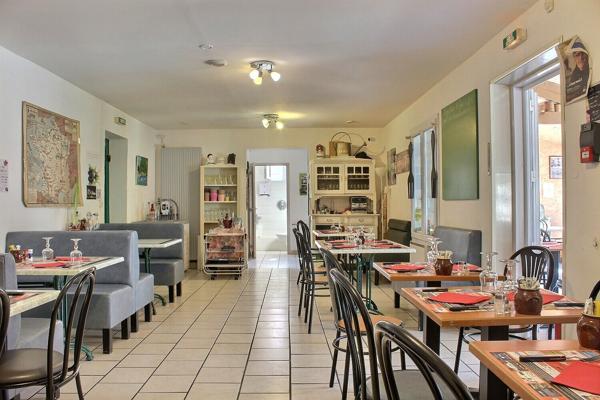 A Vendre Fonds de Commerce/BAR/TABAC/FDJ/PMU/RESTAURANT