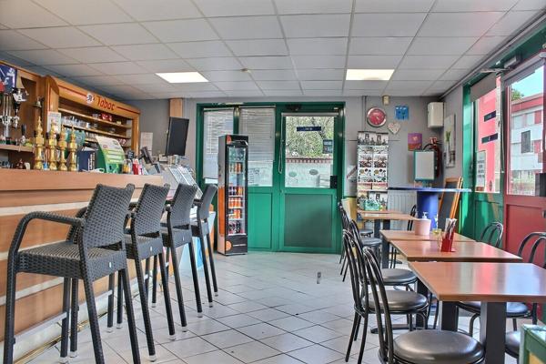 A Vendre Fonds de Commerce/BAR/TABAC/FDJ/PMU/RESTAURANT