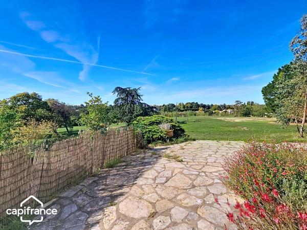 Propriété d’exception à Thouars (79): 448 m² habitables sur 1,7 ha, liberté et volumes hors norme