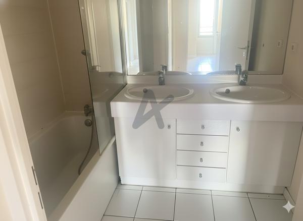 Villeurbanne - T3 lumineux avec loggia et garage - Idéal primo-accédants ou investisseurs