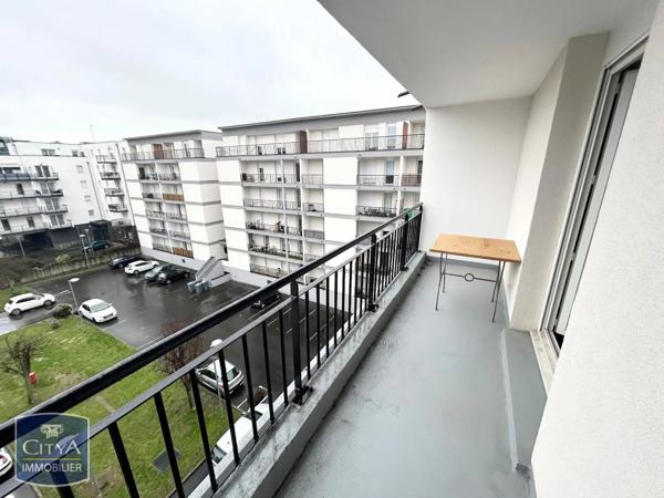 Appartement à louer 4 pièces 73.75m²