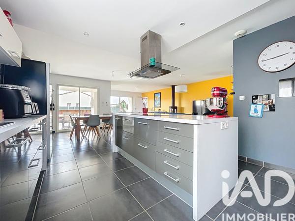 Maison à vendre 6 pièces 155 m² Castelculier