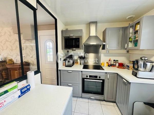 Maison familiale sur sous-sol total !