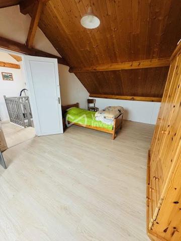 Maison familiale sur sous-sol total !