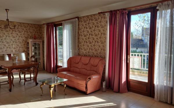 Maison à vendre    5 pièces •  Rognonas