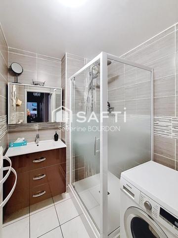 Appartement 2 Chambres terrasse et parking privé