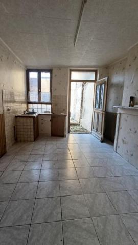 Maison Fere Champenoise 7 pièce(s) 130 m2