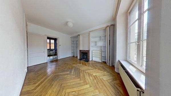 Appartement à louer    2 pièces • 44 m2    Écully