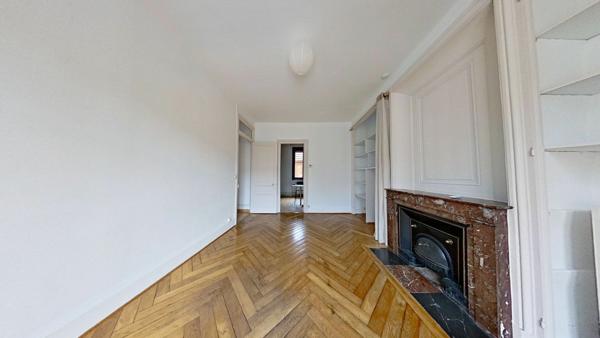 Appartement à louer    2 pièces • 44 m2    Écully