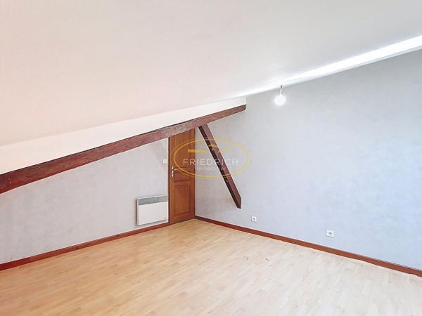 STUDIO en duplex rénovée Ligny-en-barrois STUDIO en duplex rénovée Ligny-en-barrois