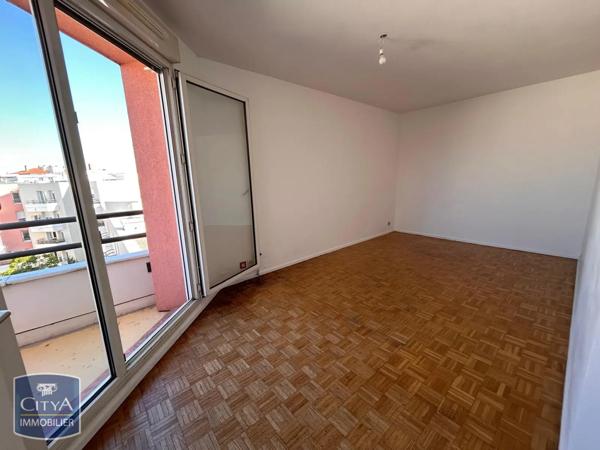 Appartement à louer 2 pièces 49.8m²