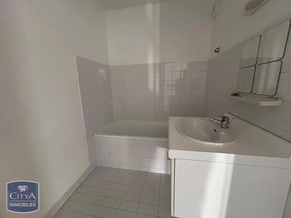 Appartement à louer 2 pièces 49.8m²