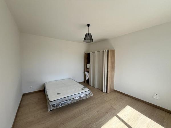 Maison à louer 740 € CC Gaujac 3 p 57 m² DPE C