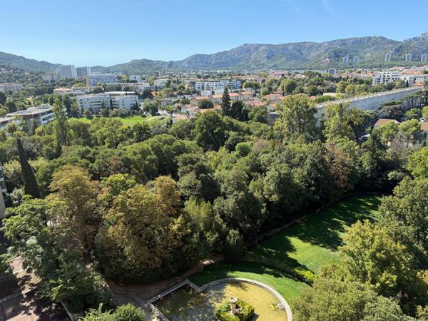 T3 EXCELLENT ÉTAT ÉTAGE ÉLEVÉ / BALCON / STATIONNEMENT