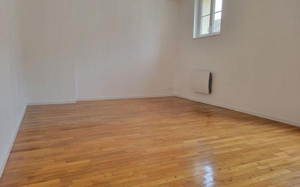 Appartement à louer    2 pièces •  Sully-sur-Loire