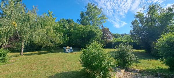 GUENANGE - Maison 3 chambres sur magnifique terrain de 25 ares - 105 m2
