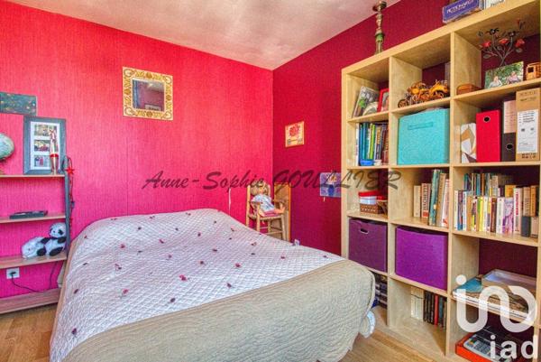 Longère 11 pièces de 260 m² à Maurecourt (78780)