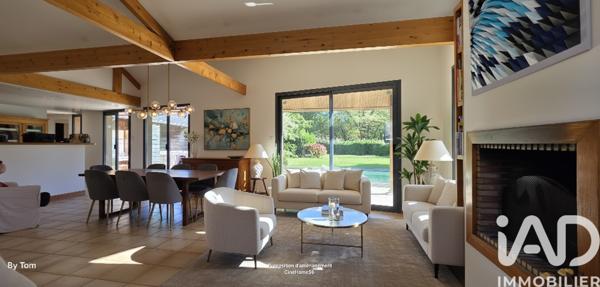 Maison à vendre 6 pièces 142 m² Theix-Noyalo