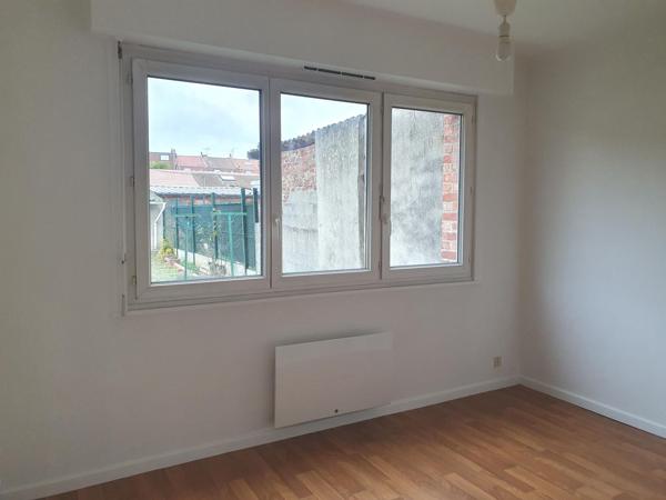 Lille Hellemmes Saint-Joseph T2 avec garage et cave