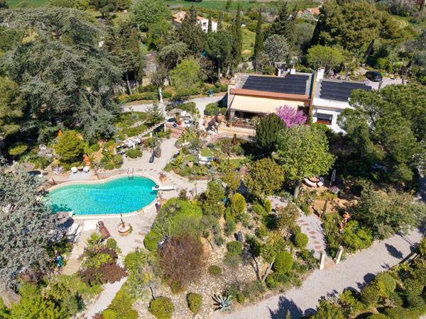 Vente Maison de luxe Béziers 7 Pièces 295 m²