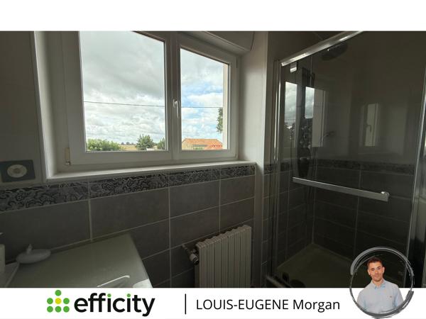 Maison
         6 pièces
        - 161 m² 208 000 € *
