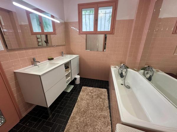 Maison 5 chambres, garage, jardin sans vis à vis