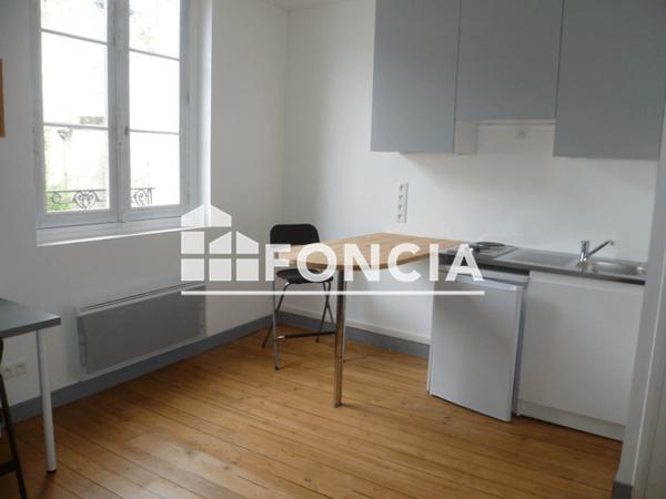 Location Appartement meublé 2 pièces 21 m² - 7 RUE DE LA PAIX Soissons 02200