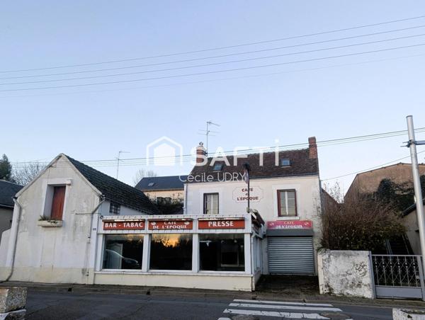 Gros potentiel à rénover avec local attenant !