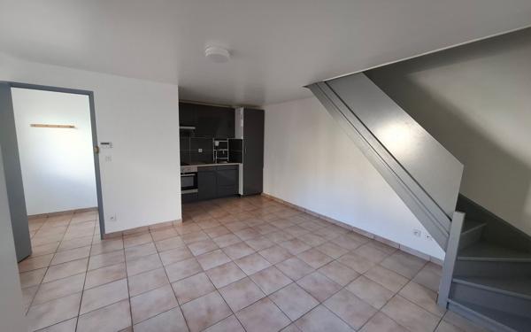 Immeuble à vendre    6 pièces • 118,65 m2 Reims