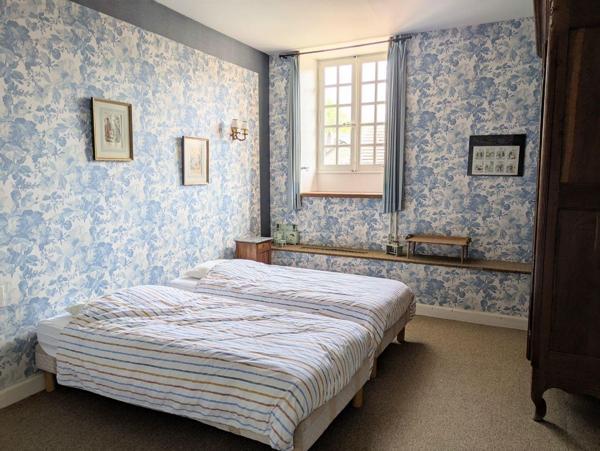 Maison de maître à vendre à Montsaugeon en Haute-Marne (52190), ref : 52020-35